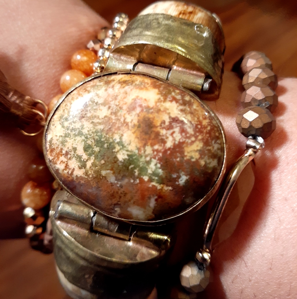 SALE💗indian Bone Cuff W/ Jasper Stone - Picture 5 of 12